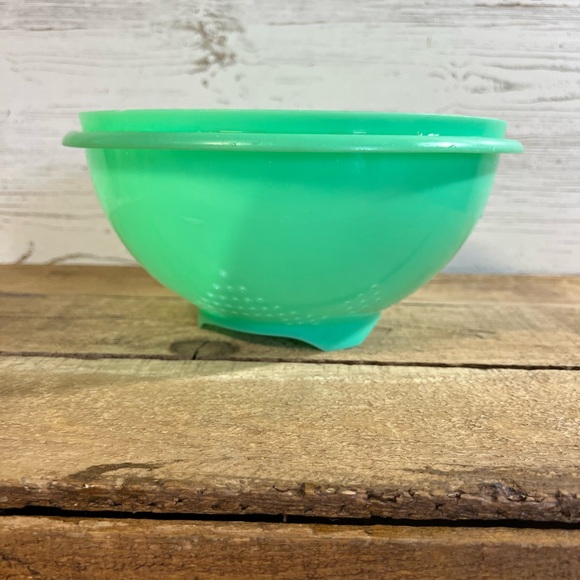 Vintage Tupperware colander green - Picture 4 of 7